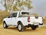 Nissan NP300 Hardbody Silver Double Cab 2013 года